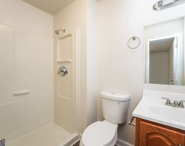2236 Kings Forest Drive Se - Photo Thumbnail 11