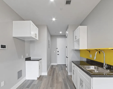 639 East 28th Street - Photo Thumbnail 1