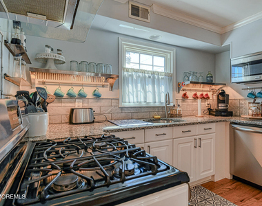 82 Inskip Avenue - Photo Thumbnail 13