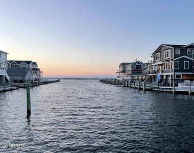241 Westmont Avenue - Photo Thumbnail 3