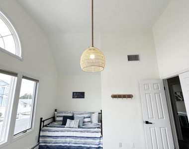 241 Westmont Avenue - Photo Thumbnail 23