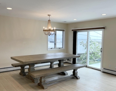 241 Westmont Avenue - Photo Thumbnail 6