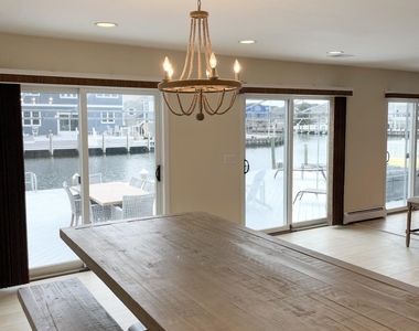 241 Westmont Avenue - Photo Thumbnail 7