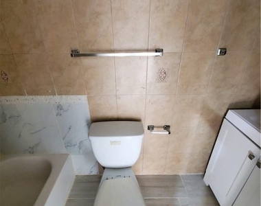 2743 Nw 47th Terrace - Photo Thumbnail 15