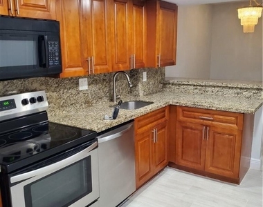 2743 Nw 47th Terrace - Photo Thumbnail 2