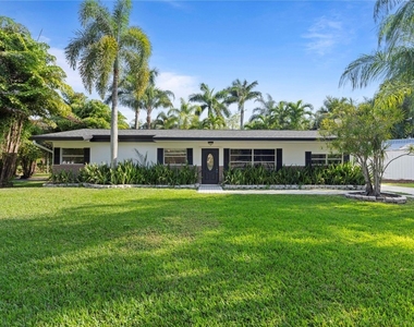 16900 Sw 62nd Street - Photo Thumbnail 1