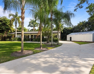 16900 Sw 62nd Street - Photo Thumbnail 3