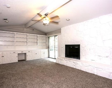 4026 Cedar Creek Drive - Photo Thumbnail 2