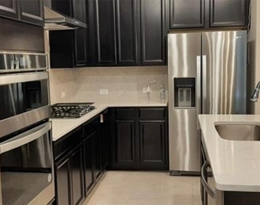 325 Kennewick Drive - Photo Thumbnail 5