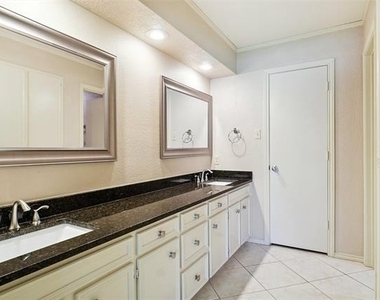 4857 Ledgestone Court - Photo Thumbnail 8