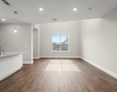 3600 Aaron Place - Photo Thumbnail 9