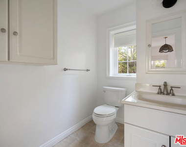 13161 Addison Street - Photo Thumbnail 28