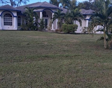 13351 40th Street N - Photo Thumbnail 2