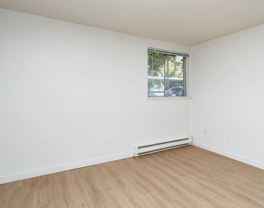 14629 N.e. 37th Pl. - Photo Thumbnail 12