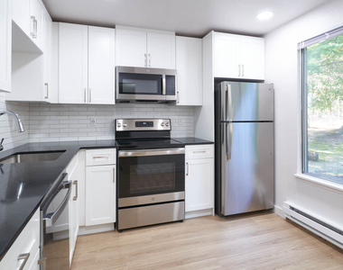 14629 N.e. 37th Pl. - Photo Thumbnail 2