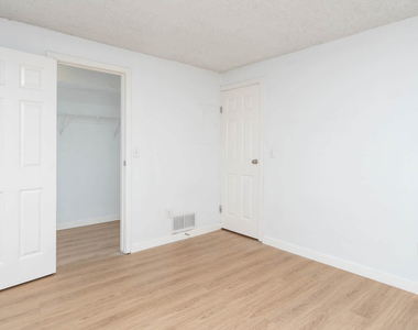 14629 N.e. 37th Pl. - Photo Thumbnail 17