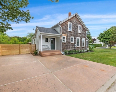 19 New Jersey Avenue - Photo Thumbnail 2