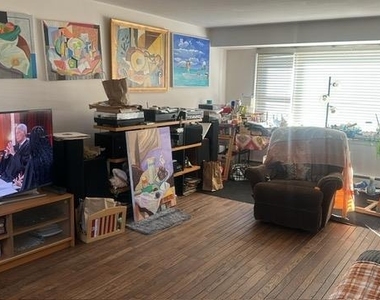 873 Custer St - Photo Thumbnail 1