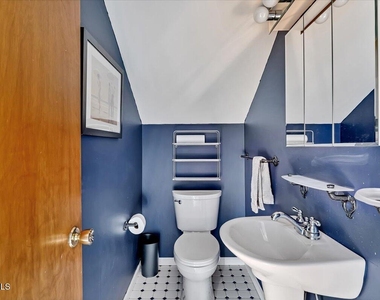 138 Elm Street - Photo Thumbnail 19