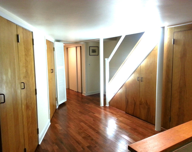 213 W 70th Street - Photo Thumbnail 6