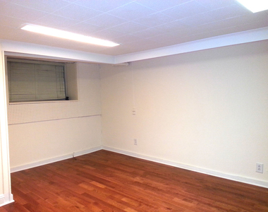 213 W 70th Street - Photo Thumbnail 1