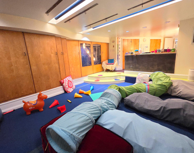 213 W 70th Street - Photo Thumbnail 11