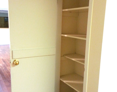 213 W 70th Street - Photo Thumbnail 14