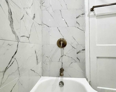 6644 Hollis Street - Photo Thumbnail 8
