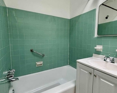 1303 E Johnson Street - Photo Thumbnail 4