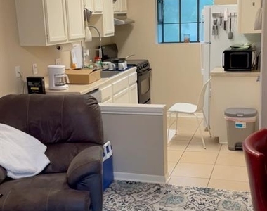 3206 King St - Photo Thumbnail 6