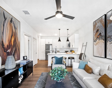 4401 E Pflugerville Pkwy - Photo Thumbnail 3