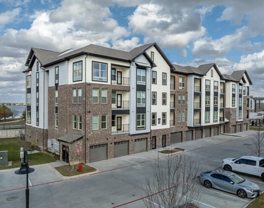 4401 E Pflugerville Pkwy - Photo Thumbnail 15