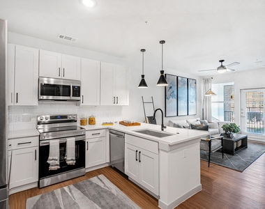 4401 E Pflugerville Pkwy - Photo Thumbnail 1