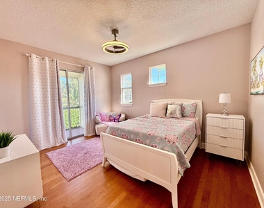 315 Ocean Grande Drive - Photo Thumbnail 16