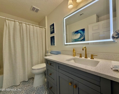 315 Ocean Grande Drive - Photo Thumbnail 14