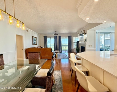 315 Ocean Grande Drive - Photo Thumbnail 3