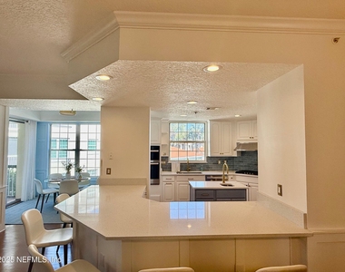 315 Ocean Grande Drive - Photo Thumbnail 6