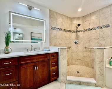 315 Ocean Grande Drive - Photo Thumbnail 22