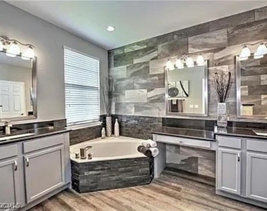 4048 Cherrybrook Loop - Photo Thumbnail 5