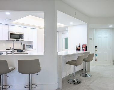 592 Beachwalk Circle - Photo Thumbnail 12