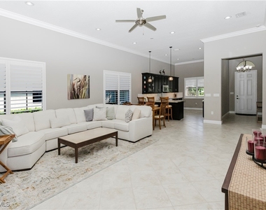 5265 Messina Street - Photo Thumbnail 10