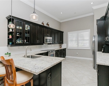 5265 Messina Street - Photo Thumbnail 2