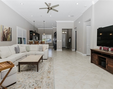 5265 Messina Street - Photo Thumbnail 11
