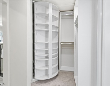 3737 Crayton Road - Photo Thumbnail 16