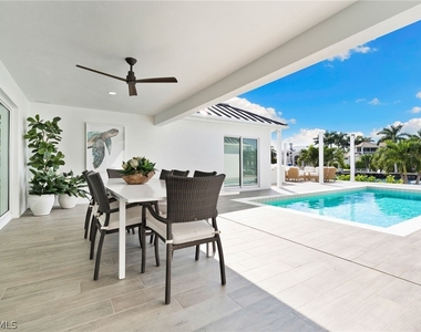 3737 Crayton Road - Photo Thumbnail 29