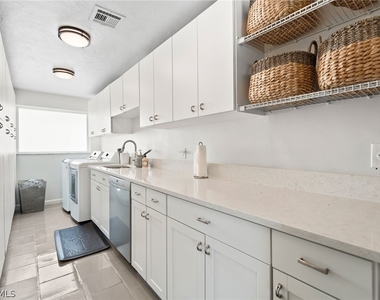 3737 Crayton Road - Photo Thumbnail 25