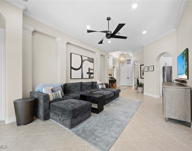 8446 Mallards Way - Photo Thumbnail 7