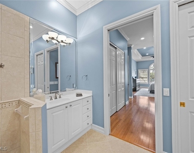 8446 Mallards Way - Photo Thumbnail 20