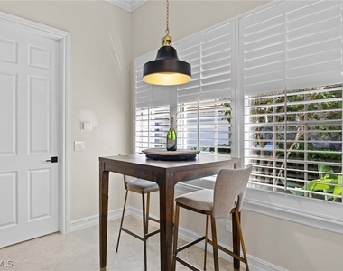 8446 Mallards Way - Photo Thumbnail 12