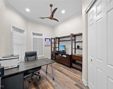 8446 Mallards Way - Photo Thumbnail 21